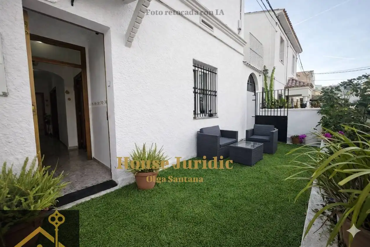 Terrace of Detached homes for sale in Mataró  with Terrace and Oven