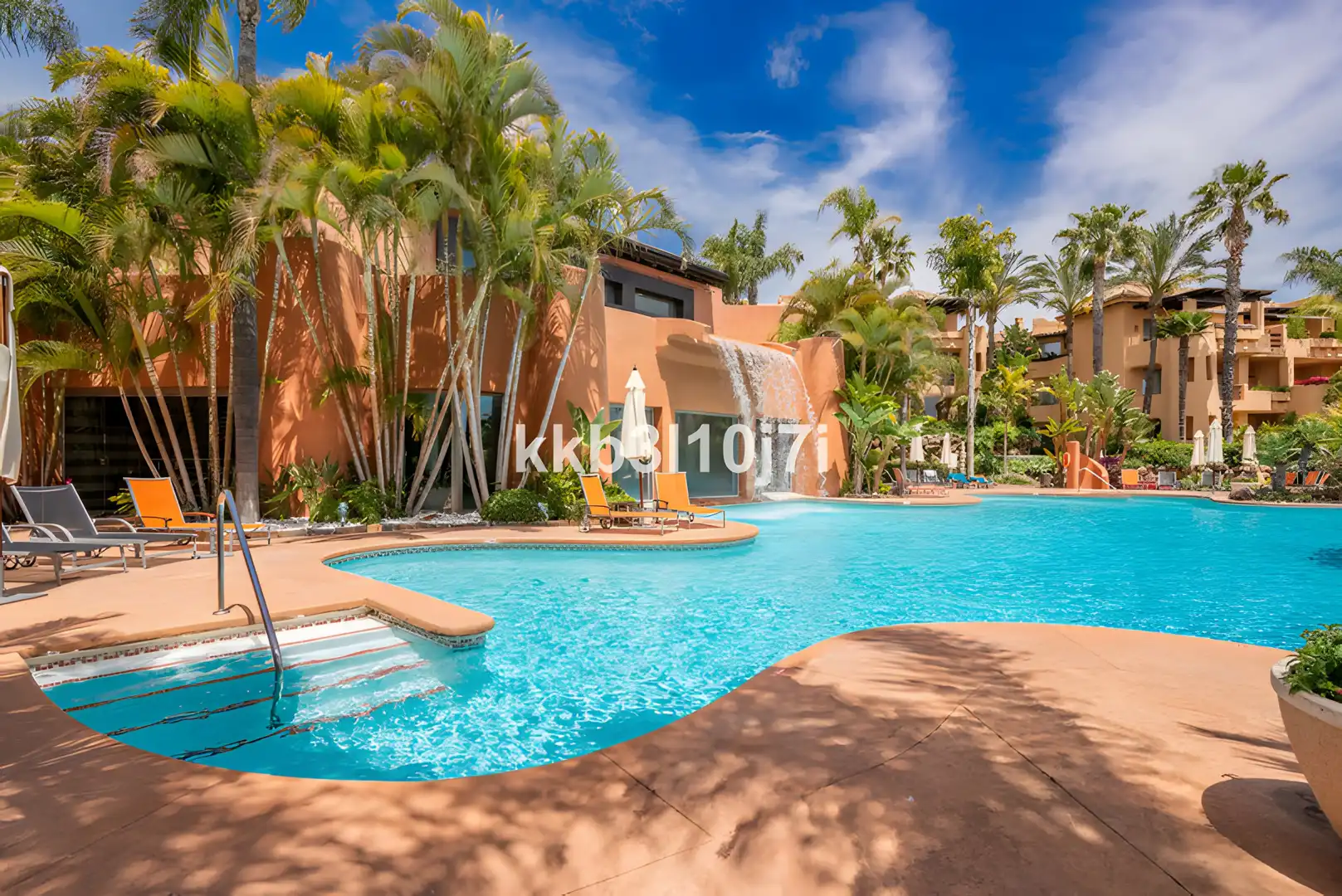 Habitatge amb piscina en venda a Milla de Oro, imagen 17