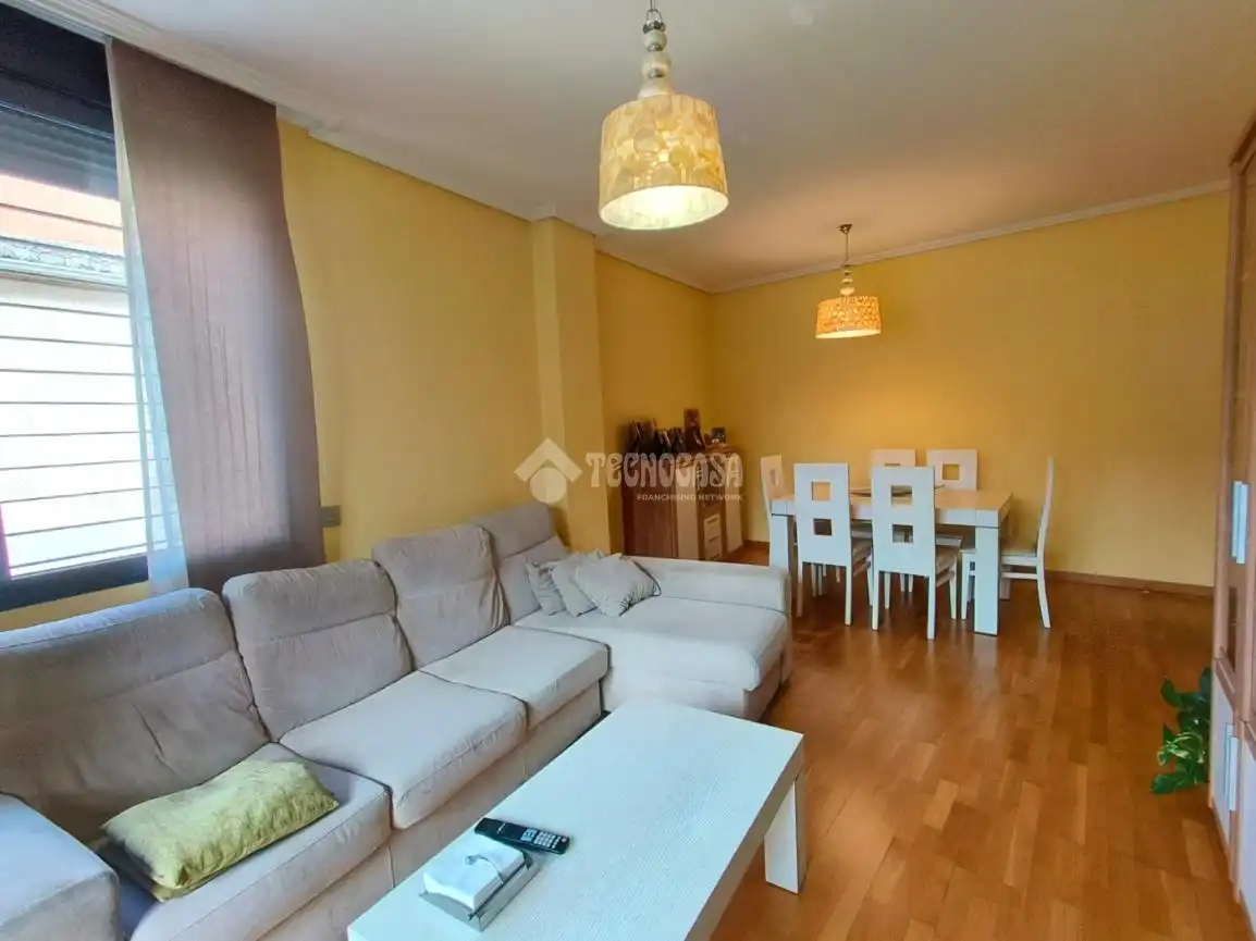 Sala d'estar de Pis en venda en Medina del Campo amb Terrassa