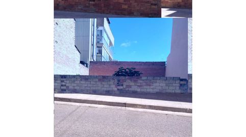 Foto 3 von Residential zum Verkauf in Cervera, La Bordeta, Lleida Capital