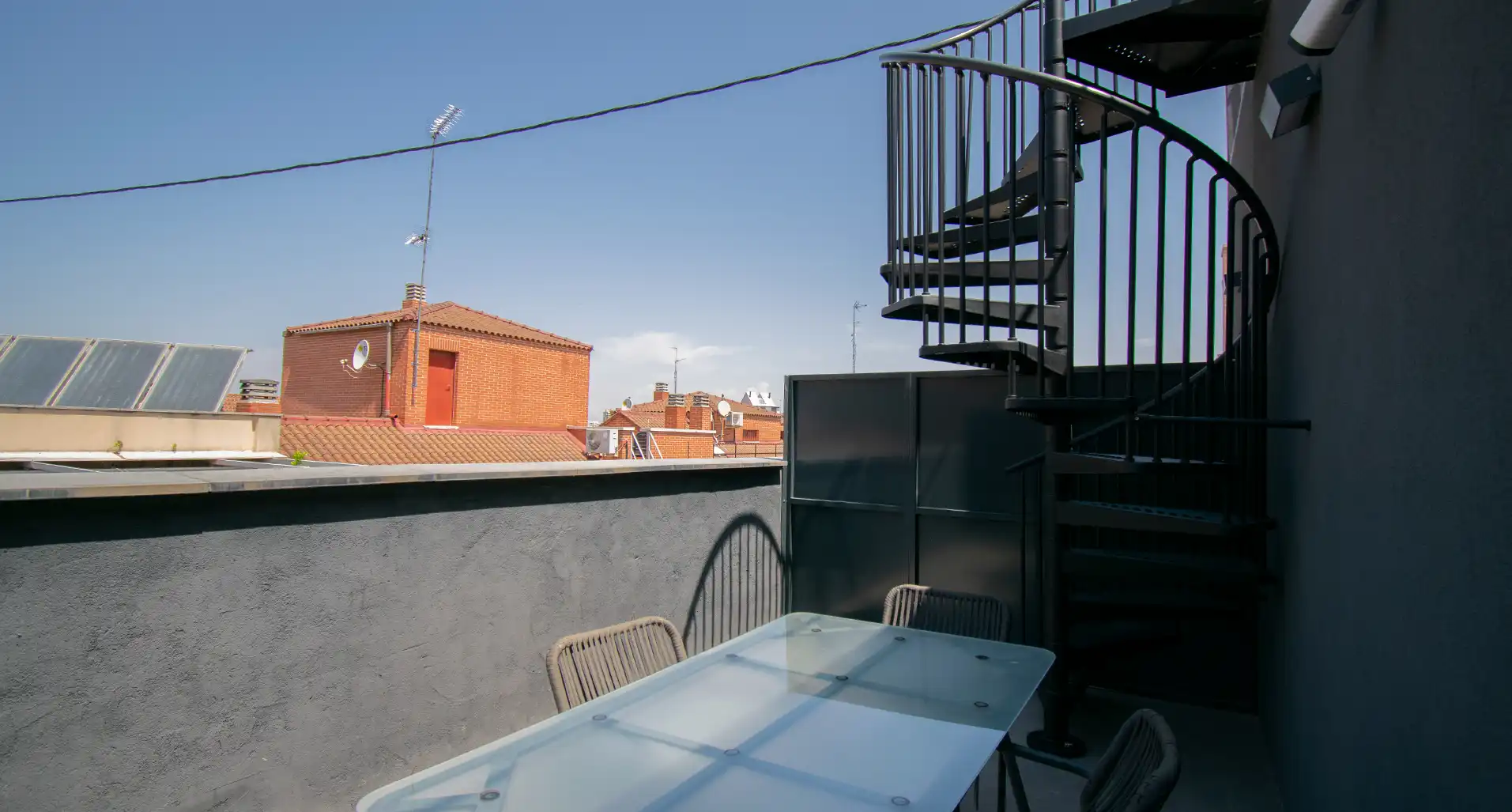 Terrassa de Casa o xalet per a compartir en Madrid amb Aire condicionat, Calefacció i Terrassa