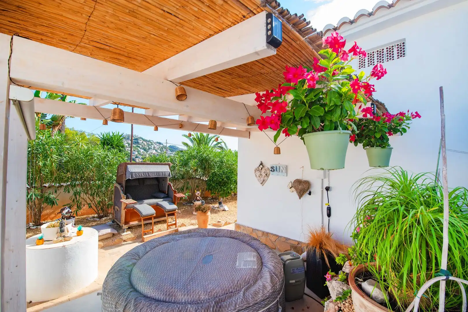 Casa con piscina en venta en Cala Advocat - Baladrar, imagen 9