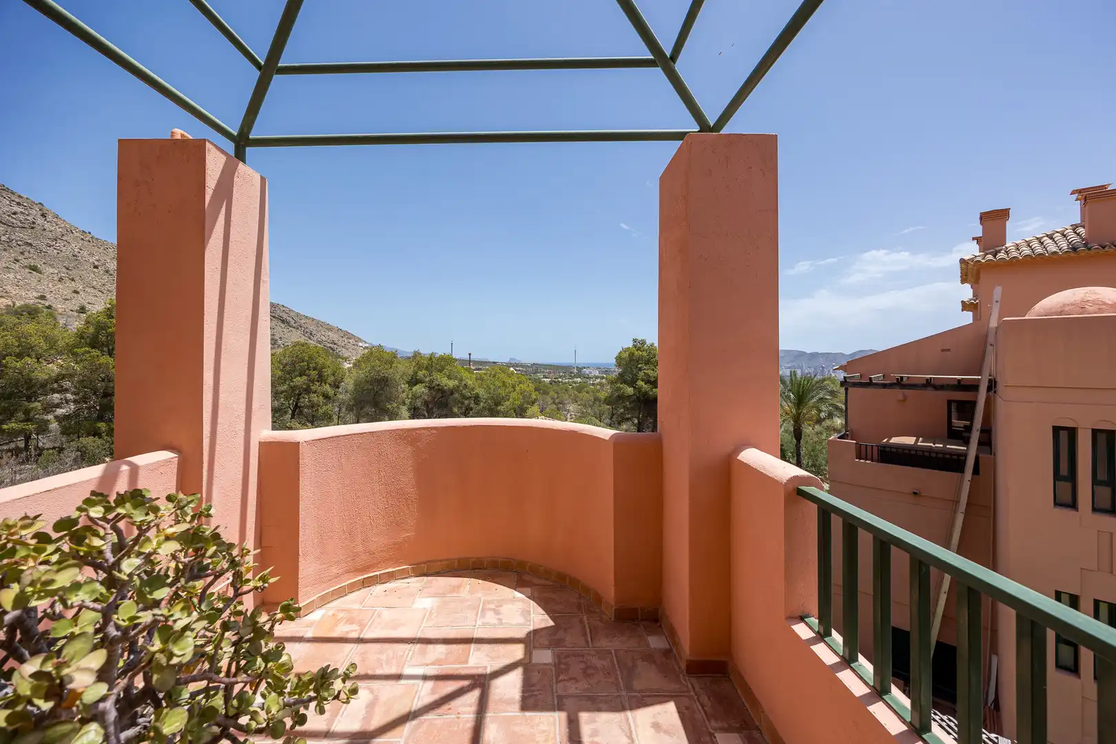 Terrassa de Àtic en venda en Finestrat amb Traster, Piscina i Moblat