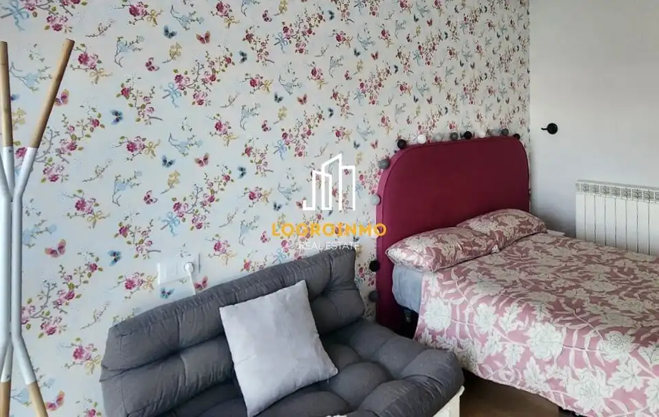 Schlafzimmer von Wohnung zum Verkauf in  Logroño mit Klimaanlage, Heizung und Terrasse
