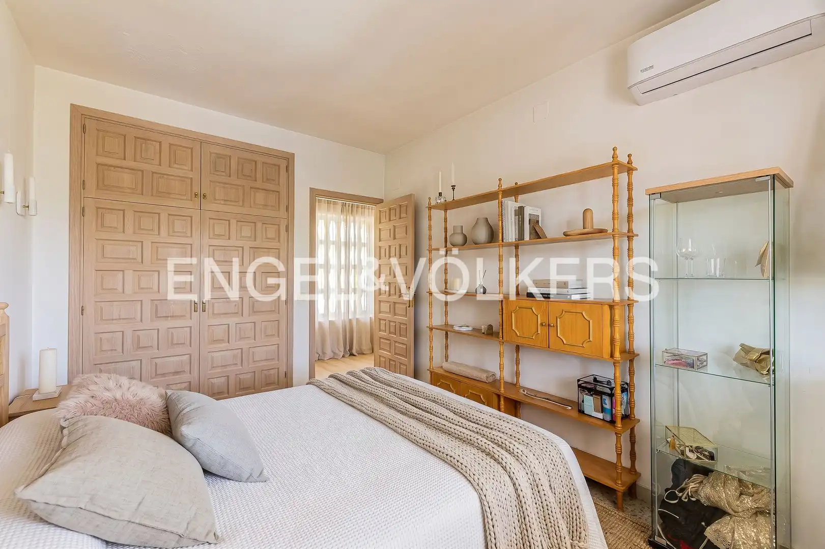 Bedroom of Houses for sale in Cubelles  with Air Conditioner, Heating and Private garden