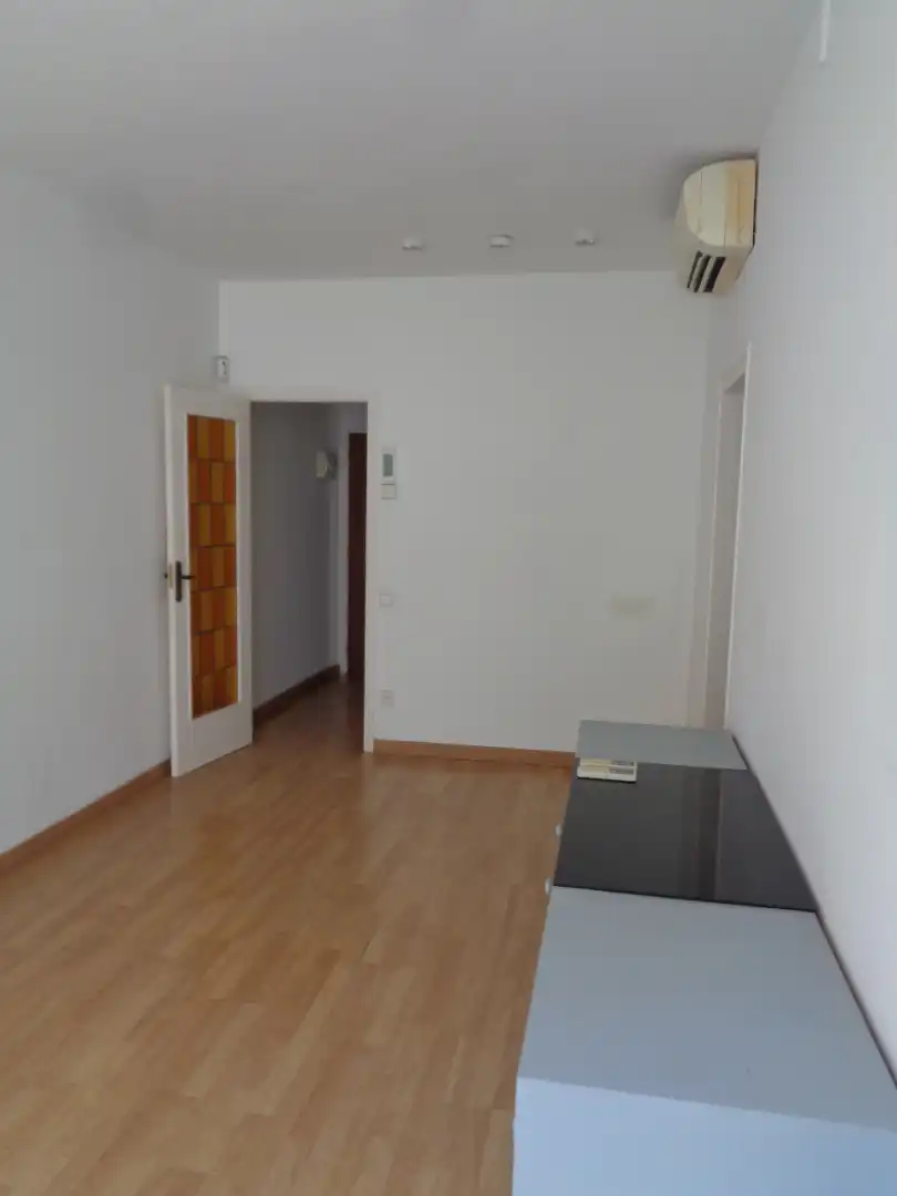 Piso de alquiler en Barcelona con Lavadora y Balcón