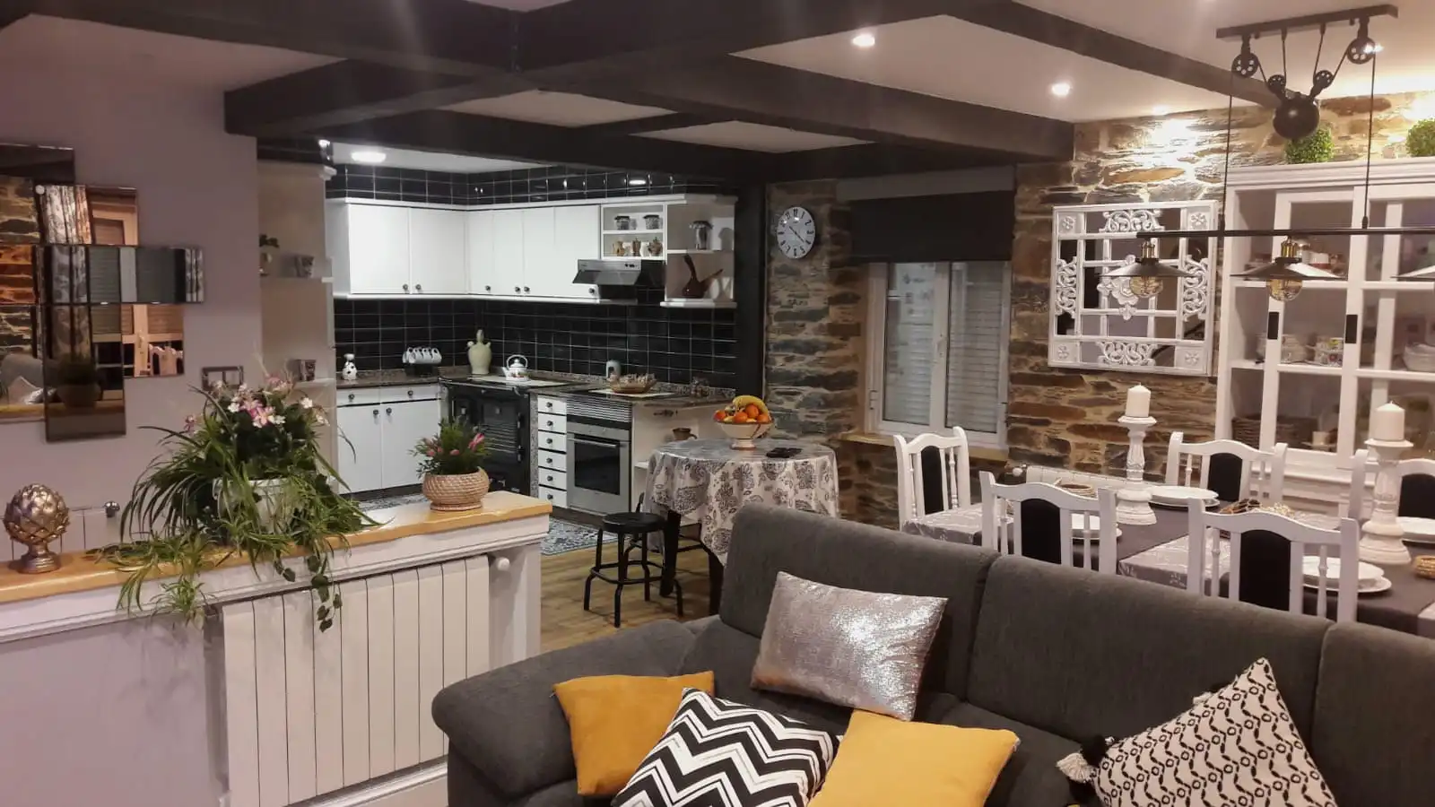 Cocina de Casa adosada en venta en Foz con Calefacción, Jardín privado y Terraza