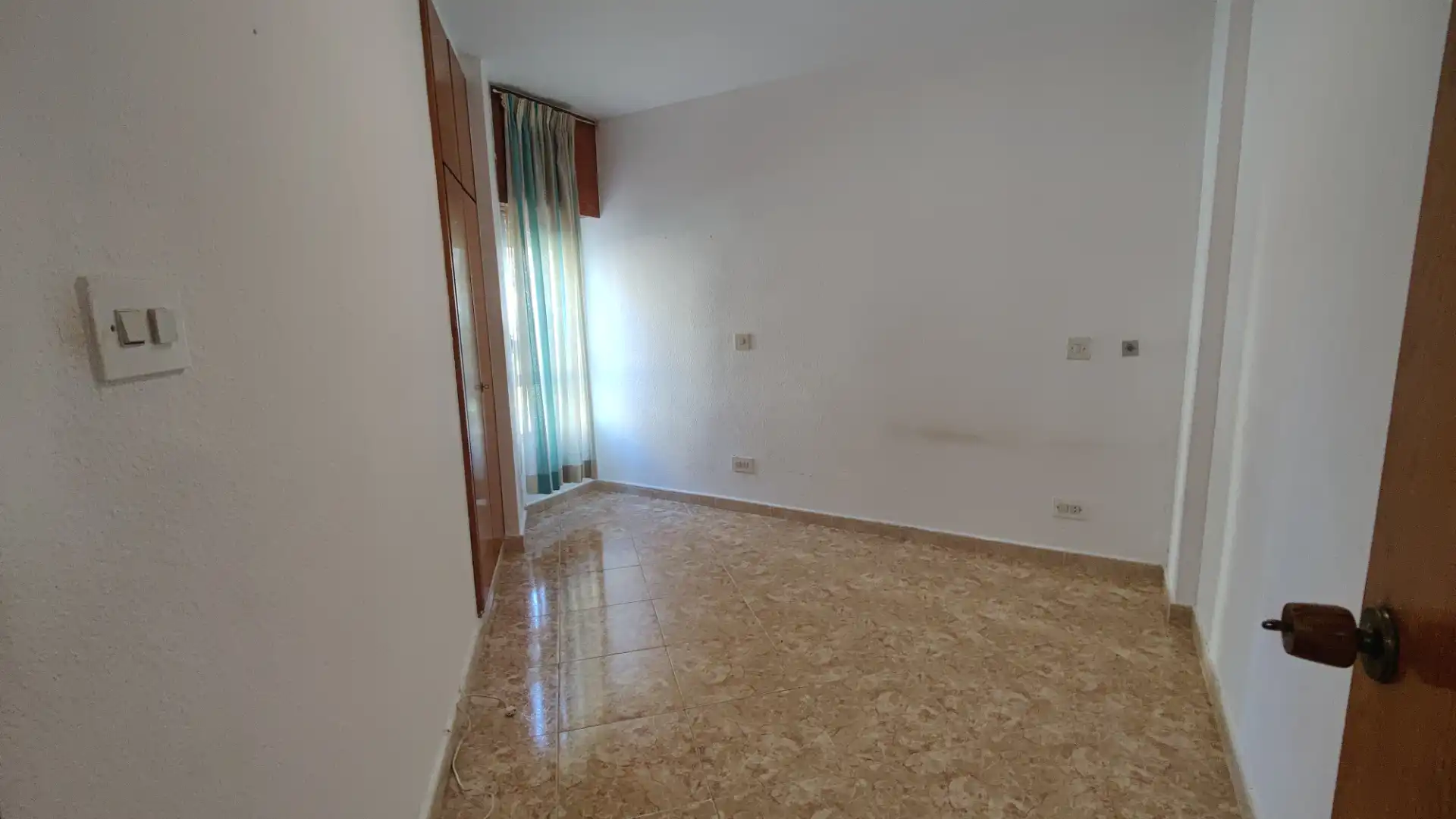 Dormitori de Apartament en venda en Almuñécar amb Aire condicionat, Calefacció i Jardí privat