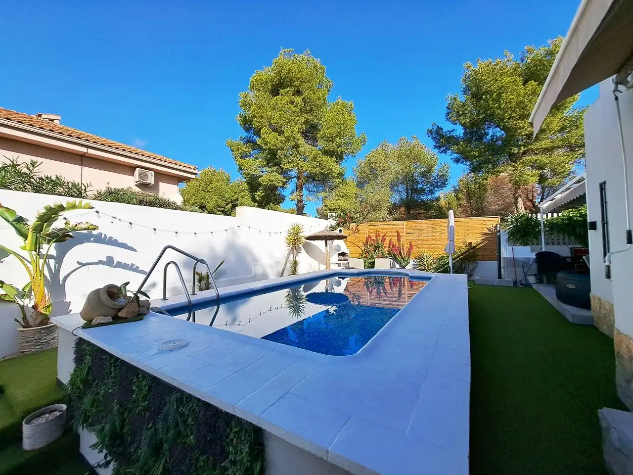 Piscina de Casa o chalet en venta en La Nucia con Aire acondicionado, Calefacción y Jardín privado