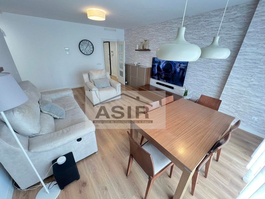 Sala d'estar de Pis en venda en Alzira amb Aire condicionat