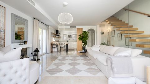 Foto 4 de Casa adosada en venda a 2 Calle Santa Teresa de Calahonda #2, Calahonda, Mijas