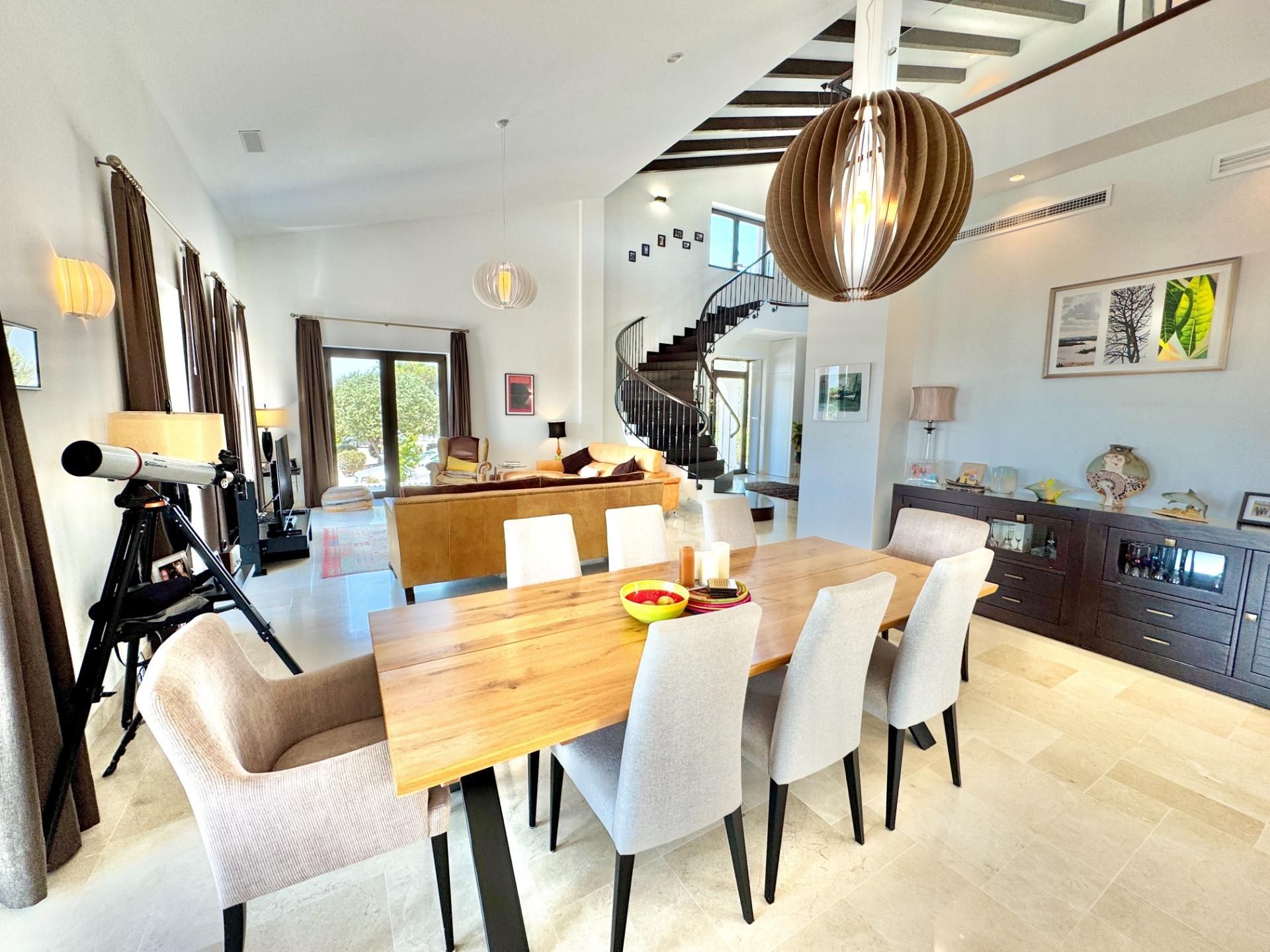 Menjador de Casa o xalet en venda en Dolores amb Aire condicionat, Jardí privat i Terrassa