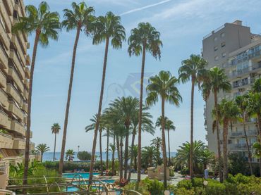 Apartamento con balcón en venta en Juan Carlos I 26