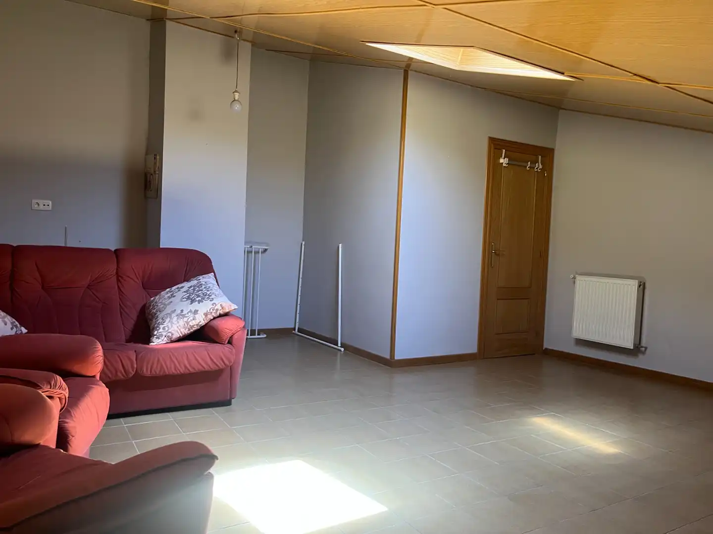 Casa adosada en venda en Monterrubio de Armuña amb Calefacció, Jardí privat i Parquet