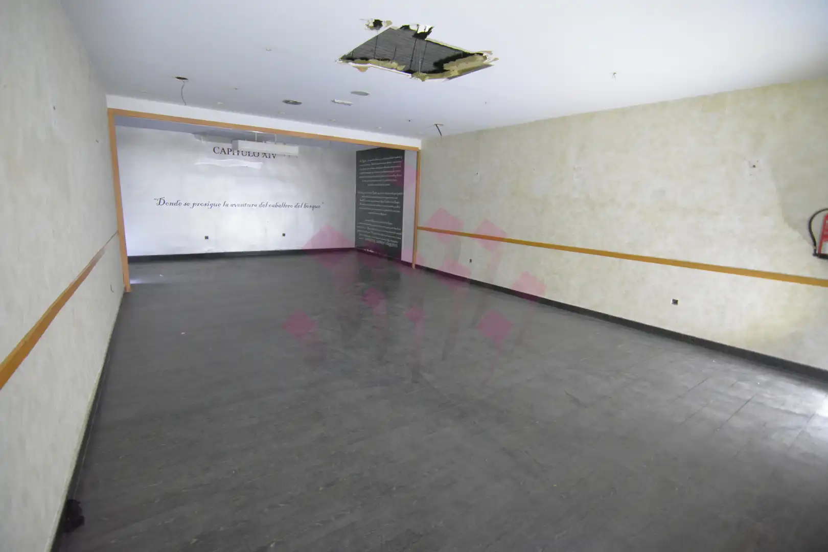 Local comercial en venta en Calle Montesa 4, imagen 6