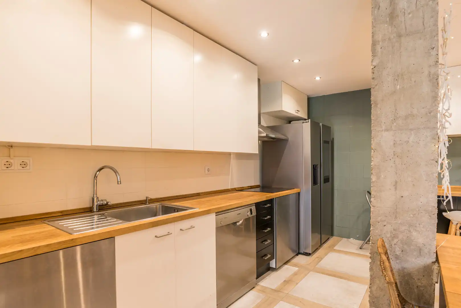 Wohnung zur Miete in Avenida de Europa, Avenida Europa