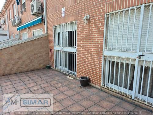 Vista exterior de Casa adosada en venda en  Toledo Capital amb Calefacció i Terrassa