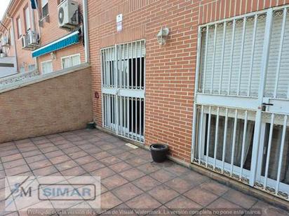 Exterior view of Single-family semi-detached for sale in  Toledo Capital  with Heating and Terrace