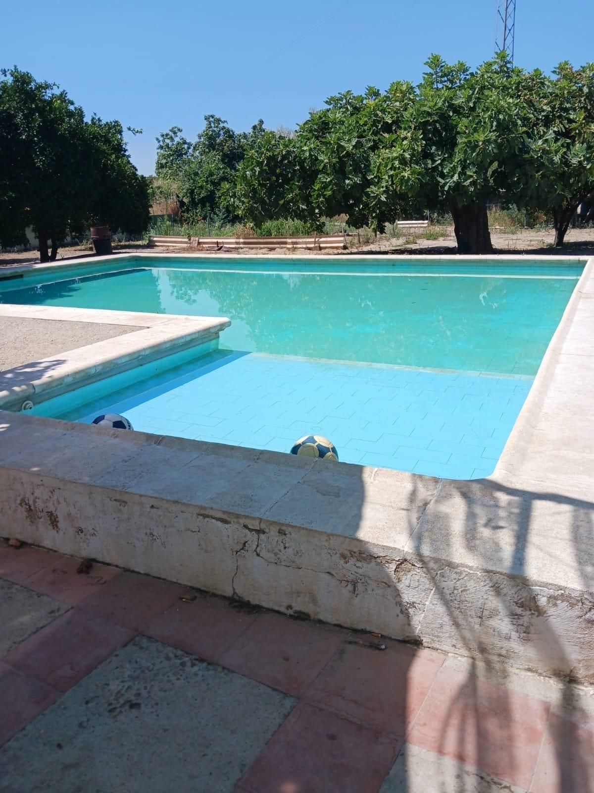 Piscina de Finca rústica en venda en  Córdoba Capital amb Terrassa, Traster i Piscina
