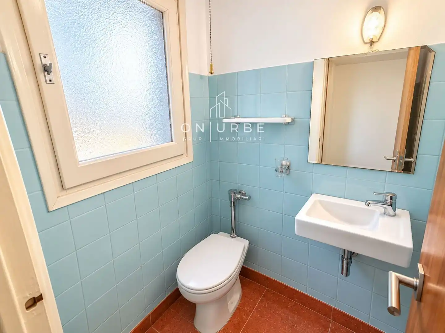 Bathroom of Flat for sale in Barcelona  with Heating, Terrace and Balcony