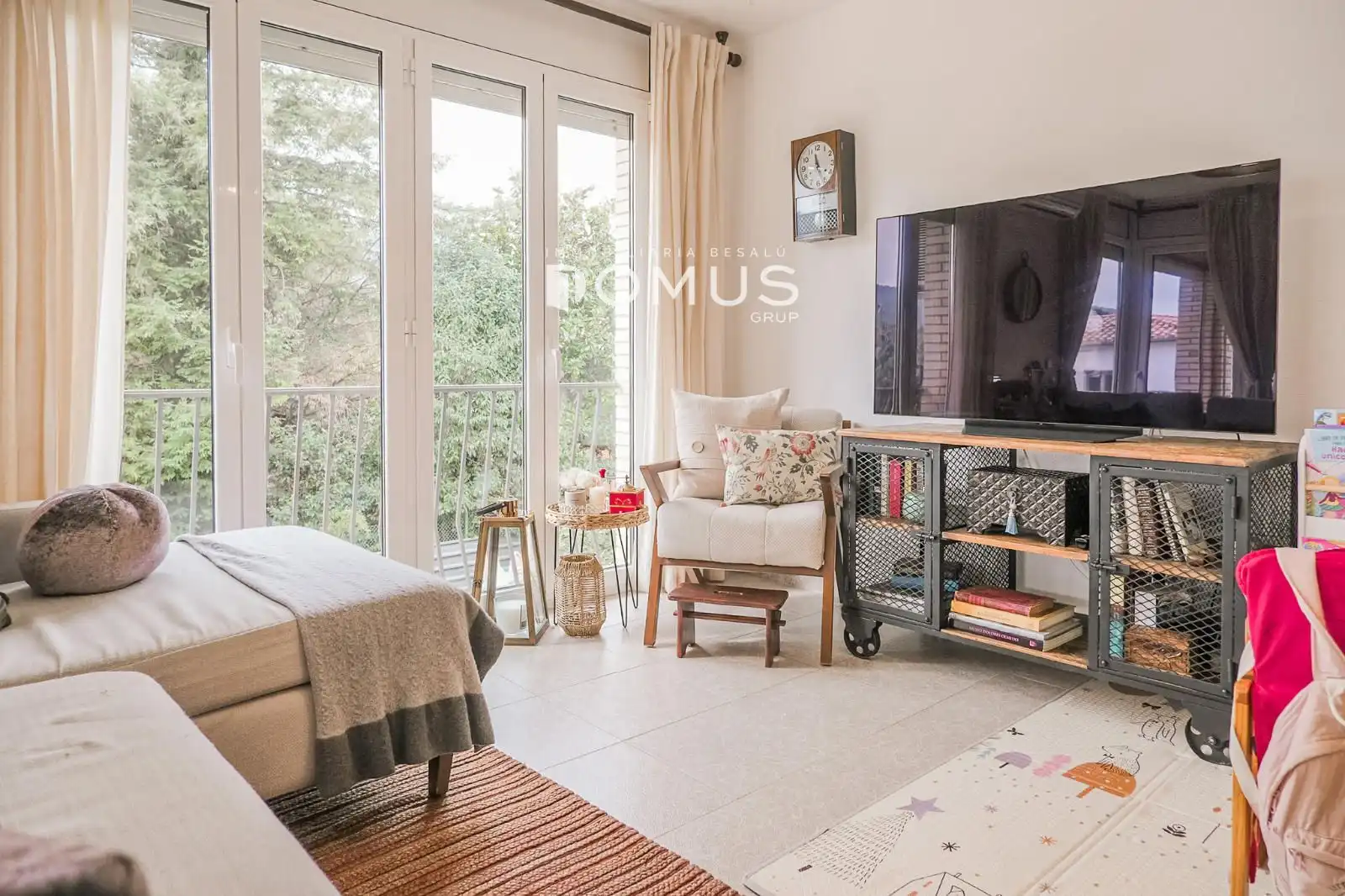 Bedroom of Houses for sale in Besalú  with Air Conditioner, Private garden and Terrace