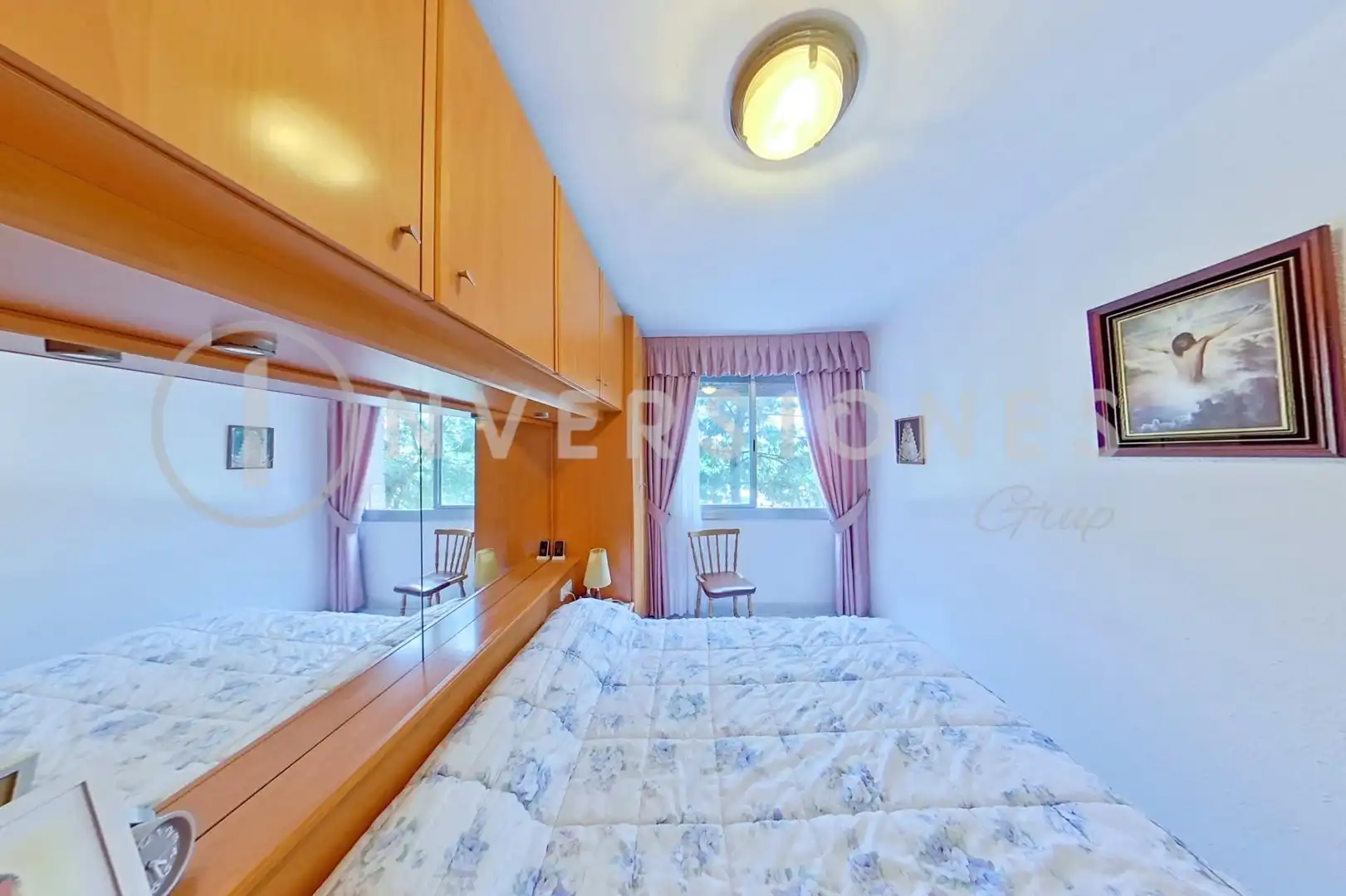 Bedroom of Flat for sale in Sabadell  with Air Conditioner and Balcony