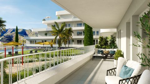 Foto 2 de Piso en venta en Los Pacos, Fuengirola