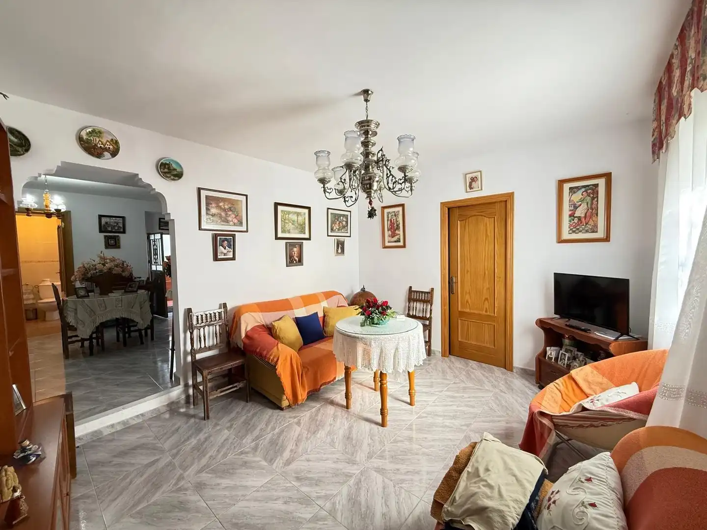 Sala de estar de Casa o chalet en venta en Villanueva de Algaidas con Aire acondicionado, Calefacción y Jardín privado