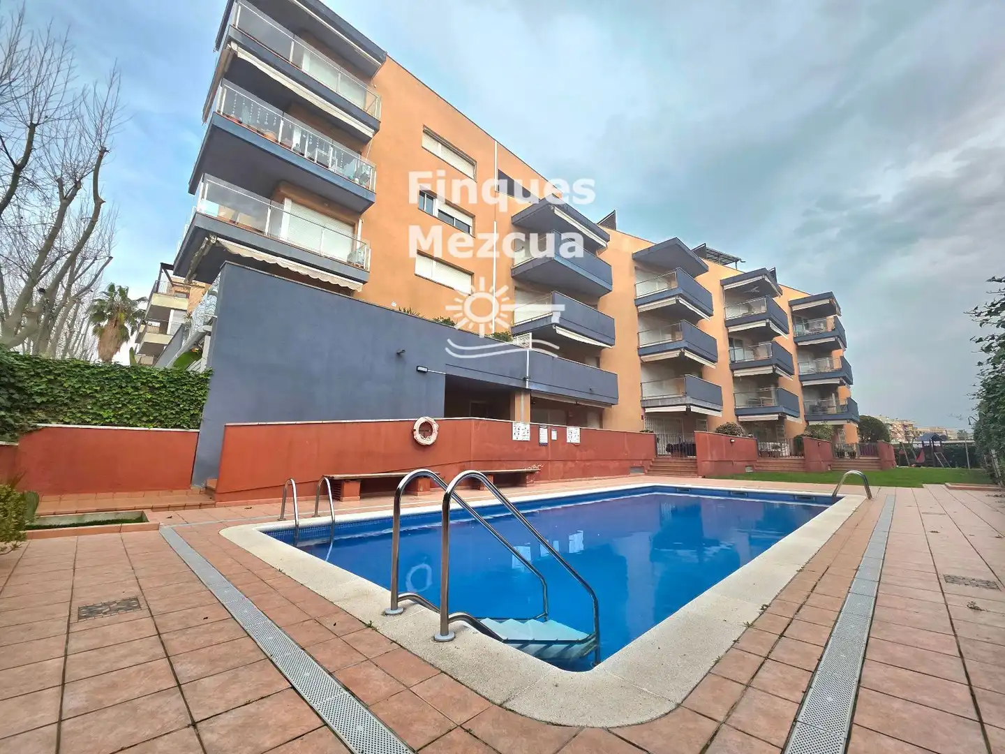 Maisonette mit Pool zum Verkauf in Platja de la Paella