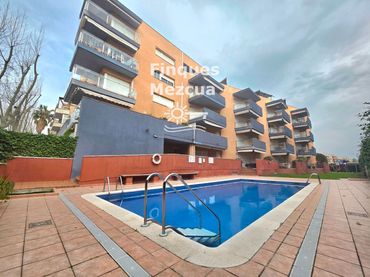 Duplex avec piscine à vendre à Platja de la Paella