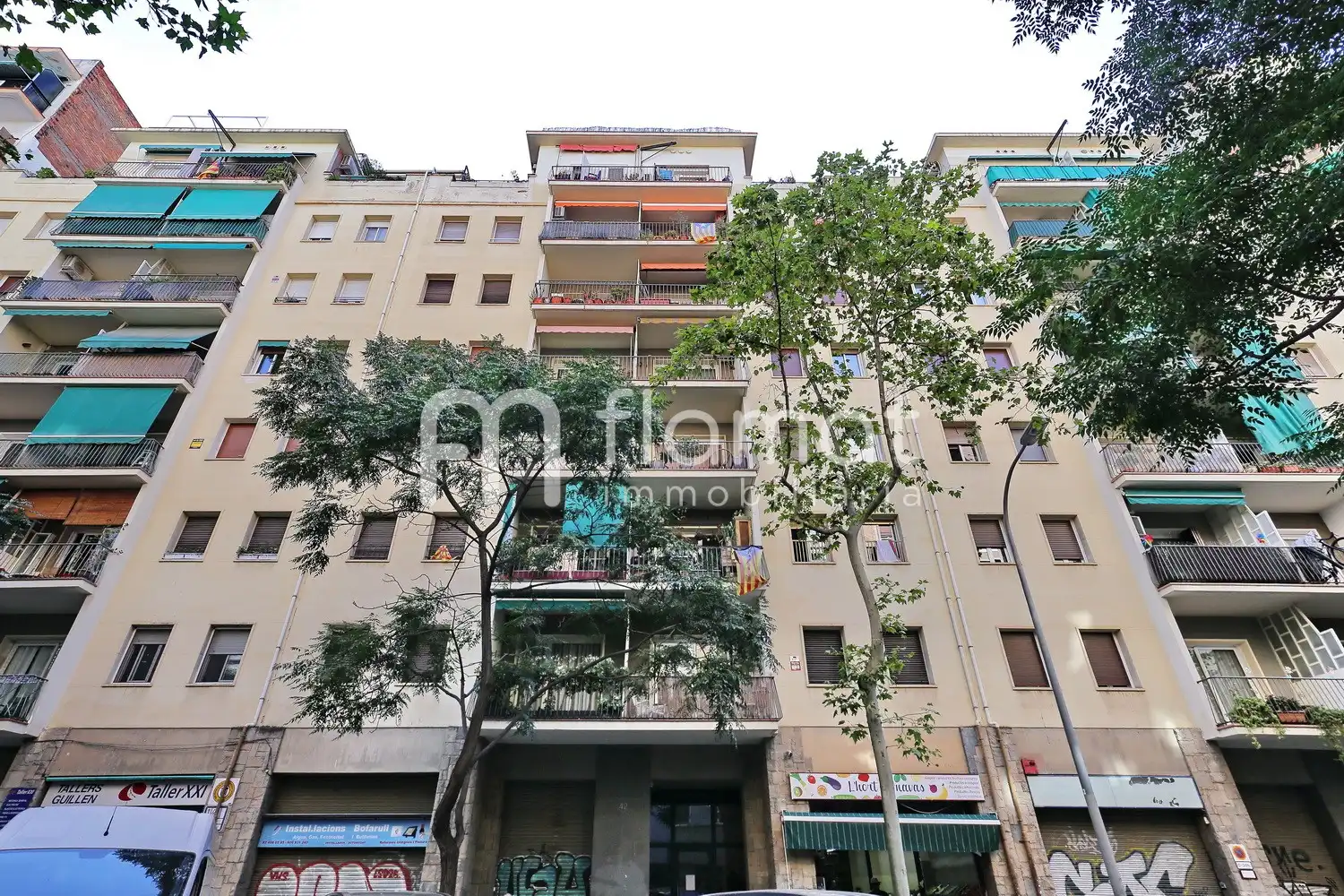 Flat with terrace for sale in Carrer de Bofarull 42, imagen 2