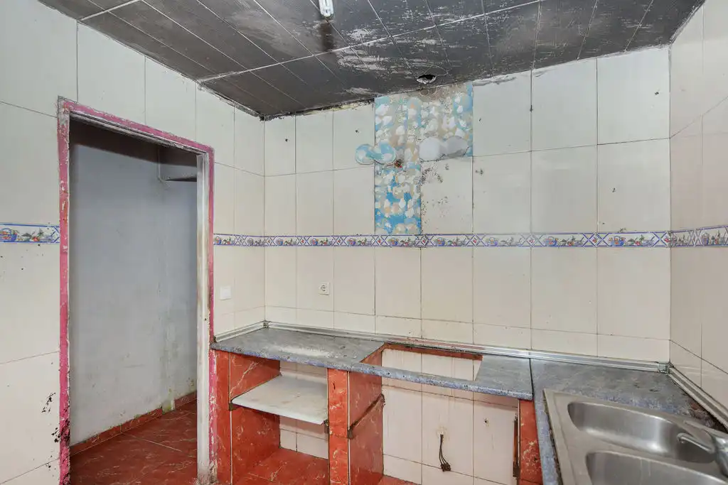 Piso en venta en C/ Llevant, La Mina