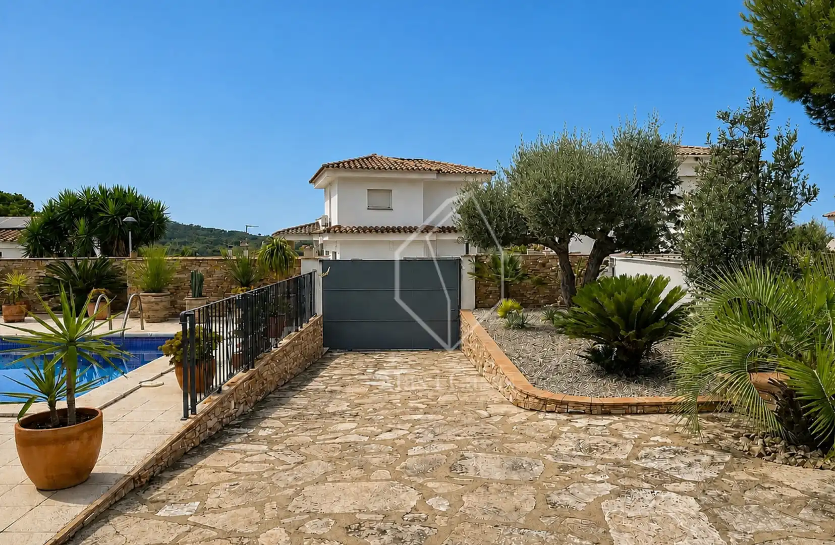 Chalet con terraza en venta en Carrer Vall d'Aran 33, imagen 40