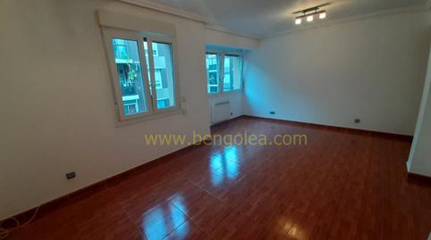 Foto 3 de Piso en venta en Lasesarre, Barakaldo