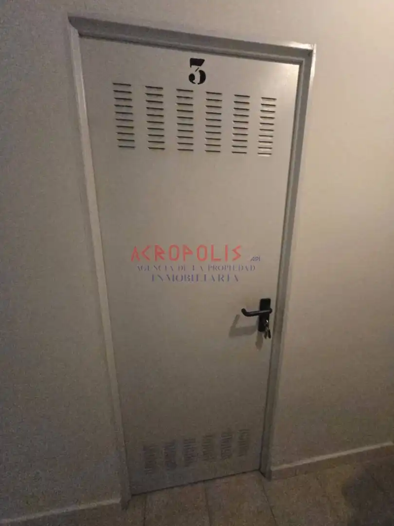 Dormitori de Apartament en venda en San Andrés del Rabanedo amb Calefacció, Terrassa i Traster