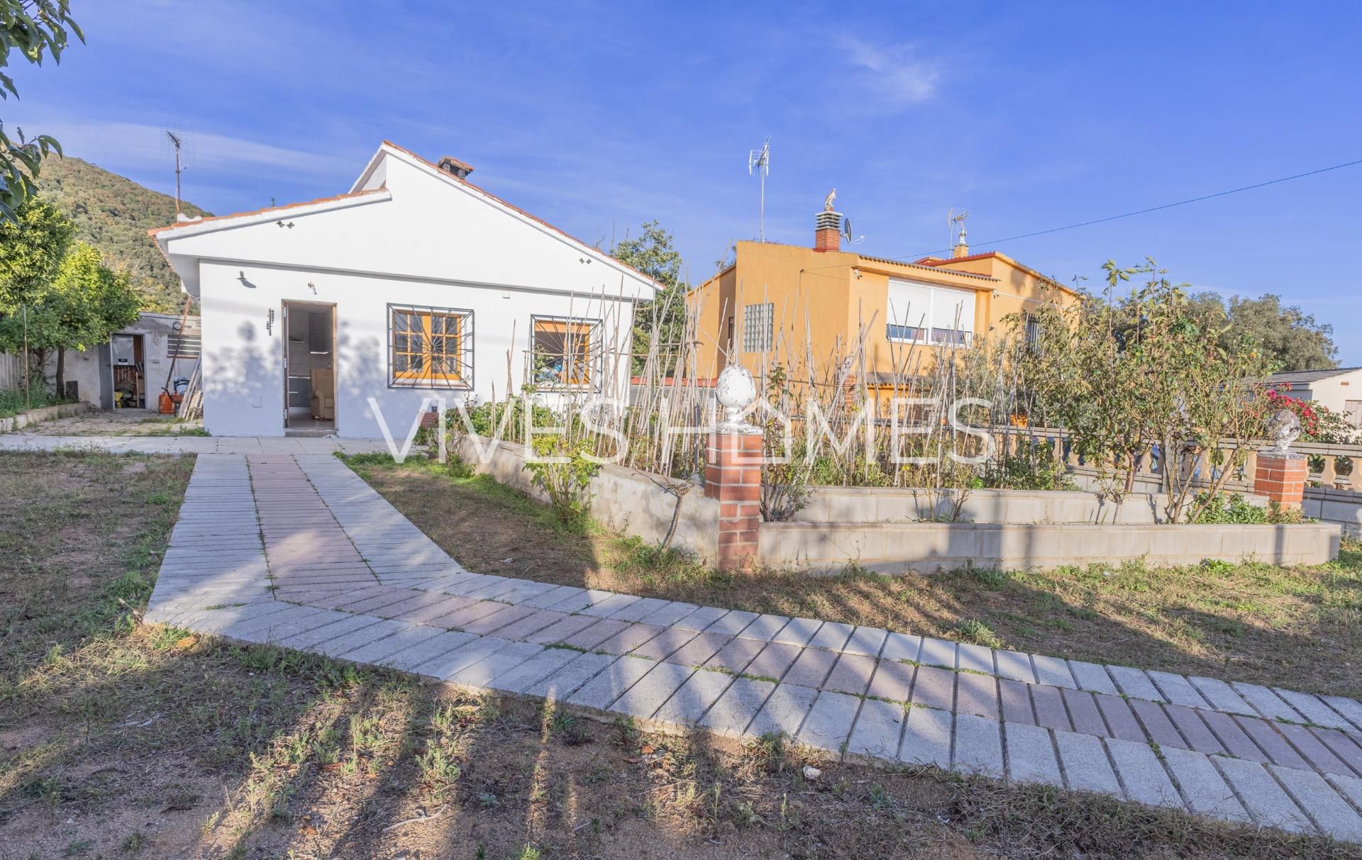 Vista exterior de Casa o chalet en venta en Sant Iscle de Vallalta con Calefacción, Jardín privado y Trastero