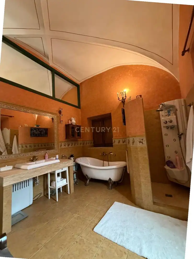 Baño de Casa o chalet en venta en Madroñera con Jardín privado, Horno y Lavadora