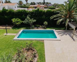 Piscina de Casa o xalet en venda en La Pobla de Vallbona amb Terrassa i Piscina