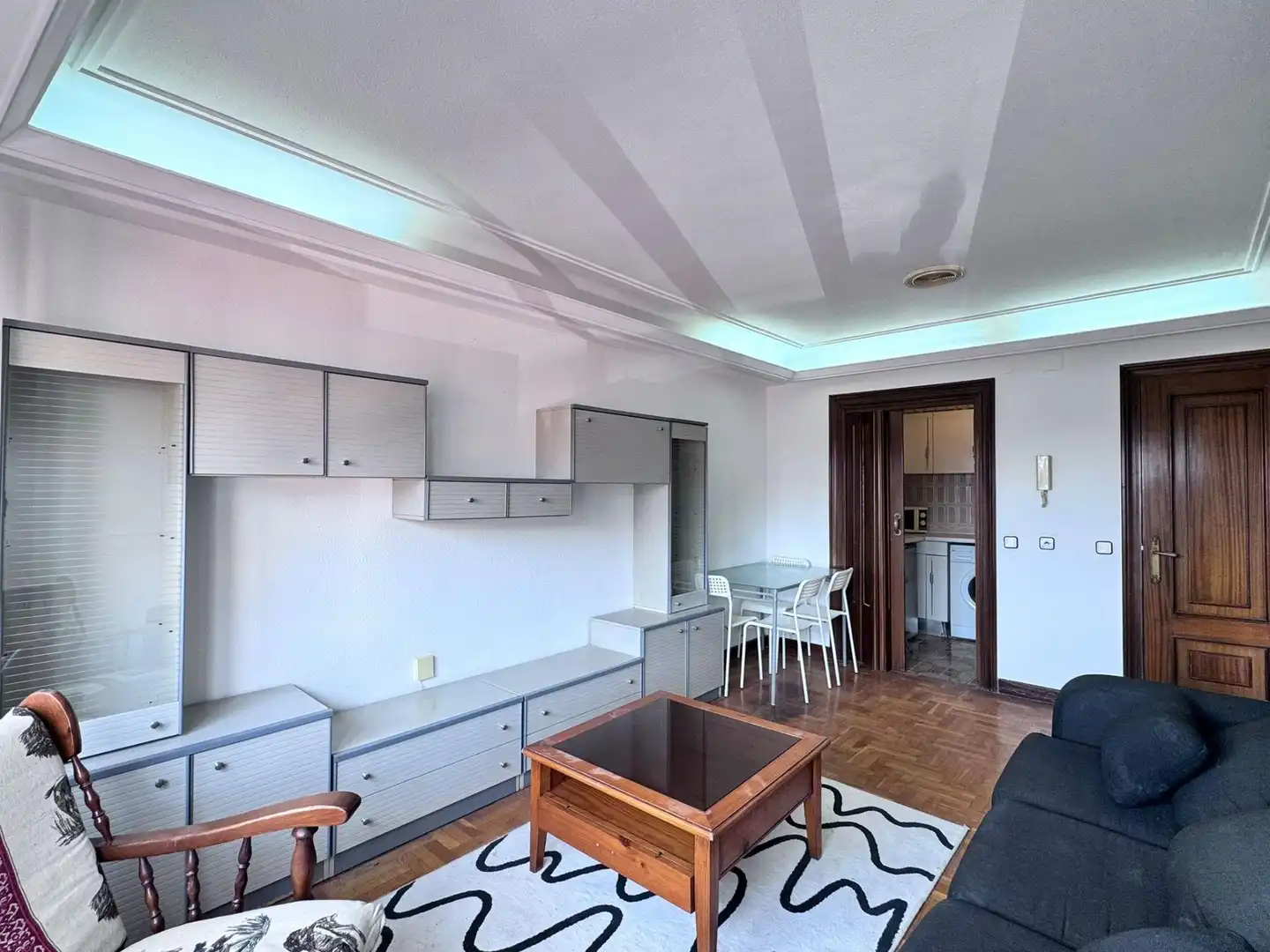 Wohnung zur Miete in URIA, 72, Salesas - Foncalada - Campoamor, Centro - Casco Histórico, Oviedo
