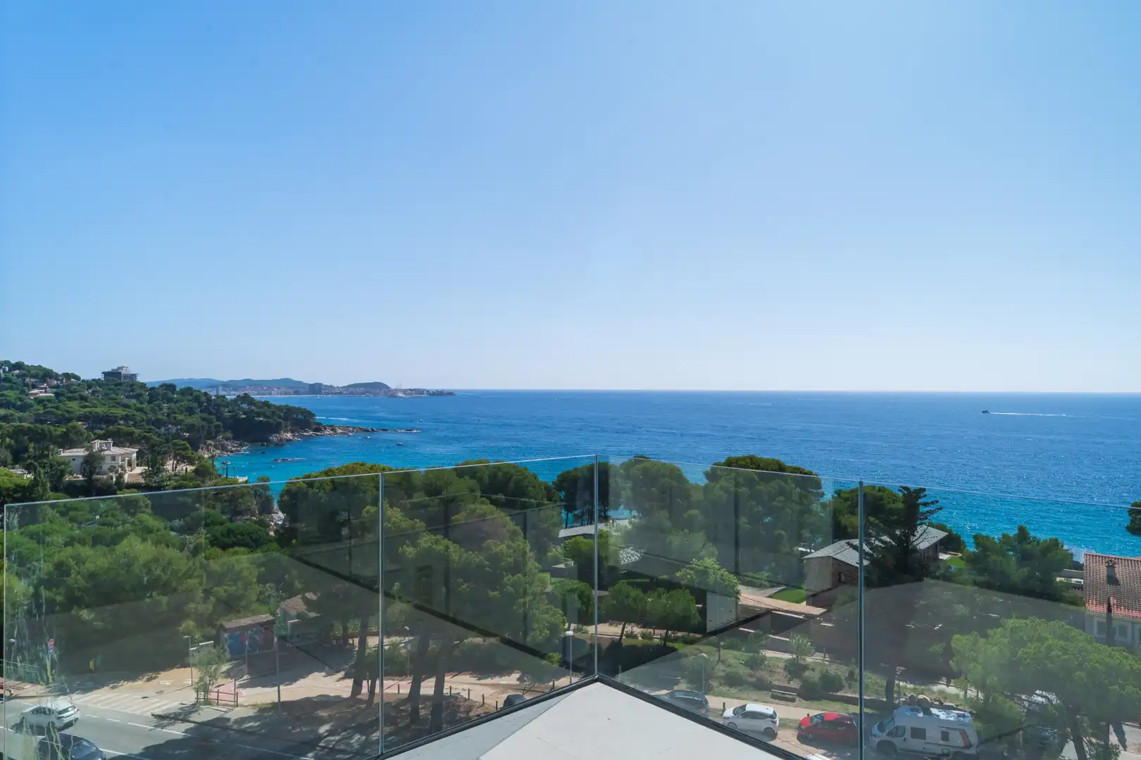Neubau-Penthouse mit Pool zum Verkauf in Carrer Canigó 17, imagen 2