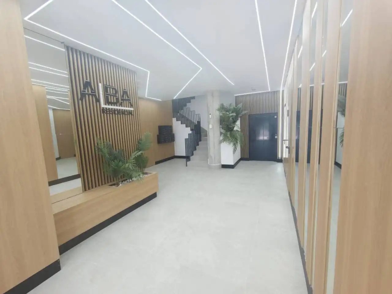 Wohnung zur Miete in Murcia mit Terrasse, Abstellraum und Balkon