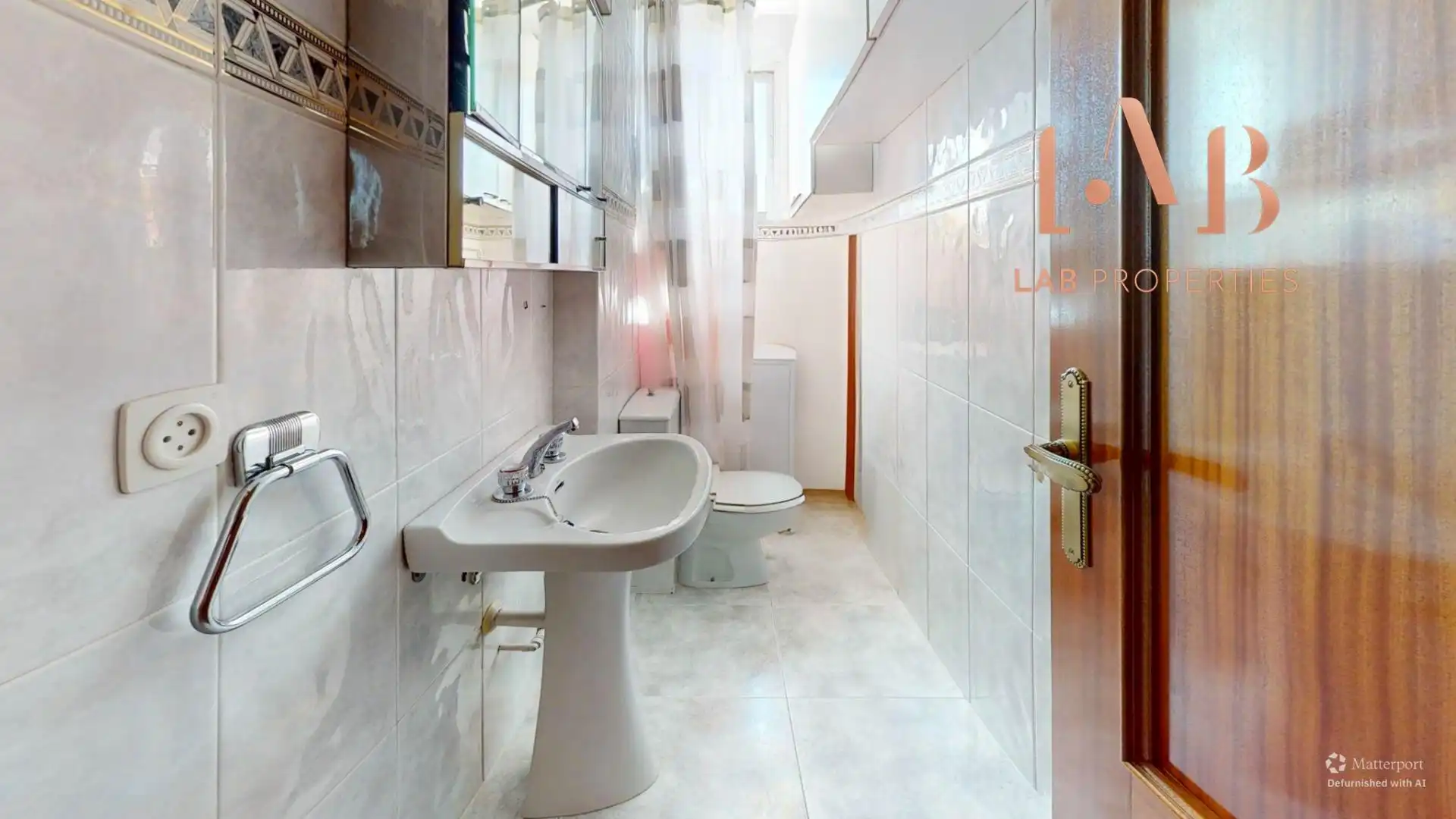 Baño de Piso en venta en Madrid con Aire acondicionado, Calefacción y Trastero