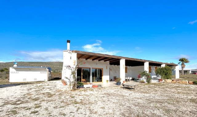 Casa-chalet en Alquiler en Teulada