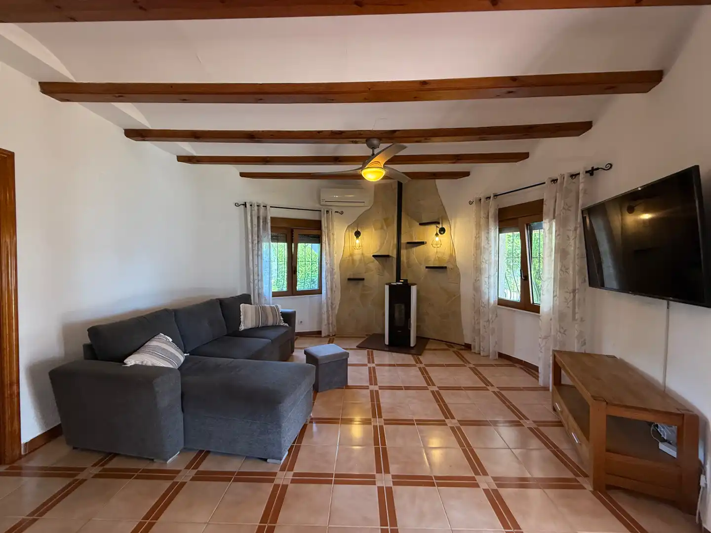Living room of Houses for rent in Dénia  with Air Conditioner, Heating and Private garden