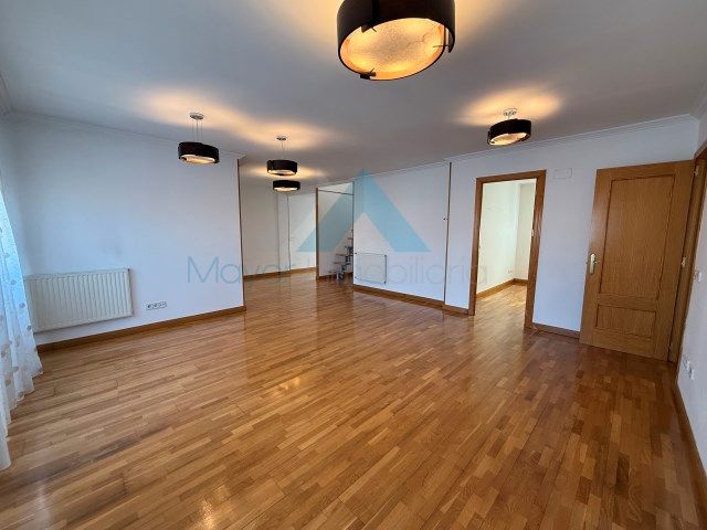 Dúplex en venta en Alcalá de Henares con Aire acondicionado, Calefacción y Parquet