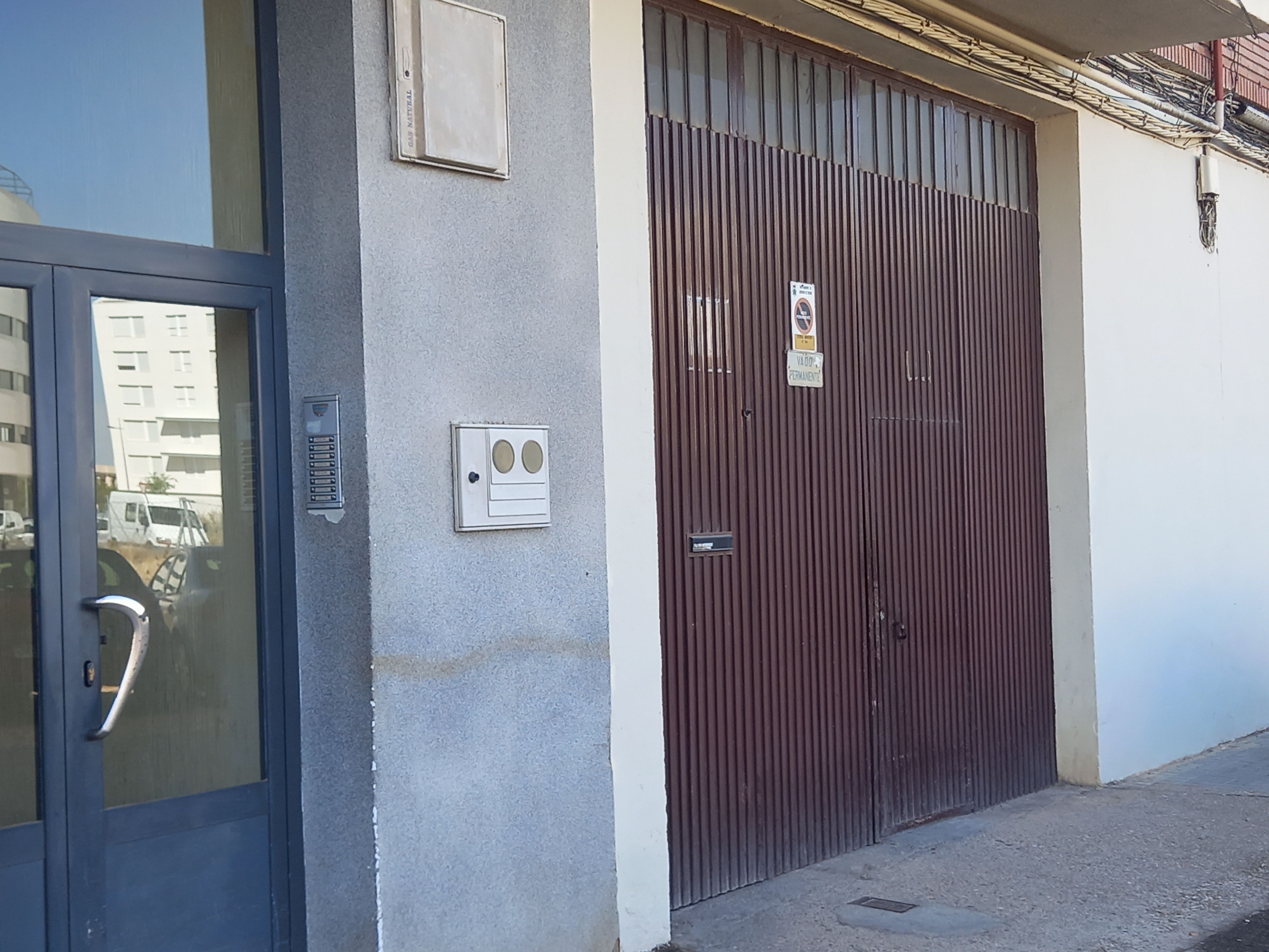 Garage for sale in Calle Simón de Colonia, 11, Santo Domingo - La Estación