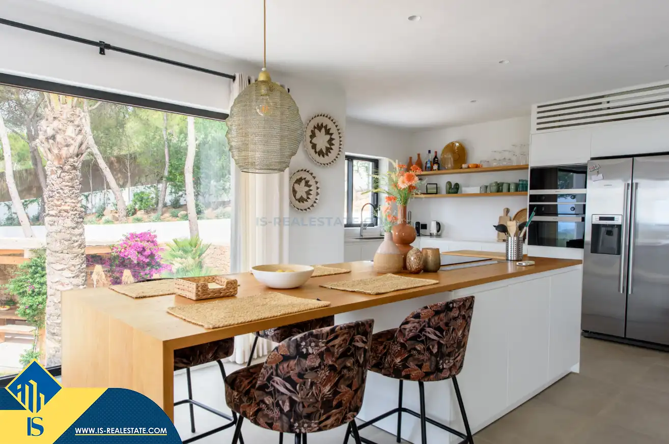 Cocina de Casa o chalet en venta en Sant Josep de sa Talaia con Aire acondicionado, Calefacción y Jardín privado