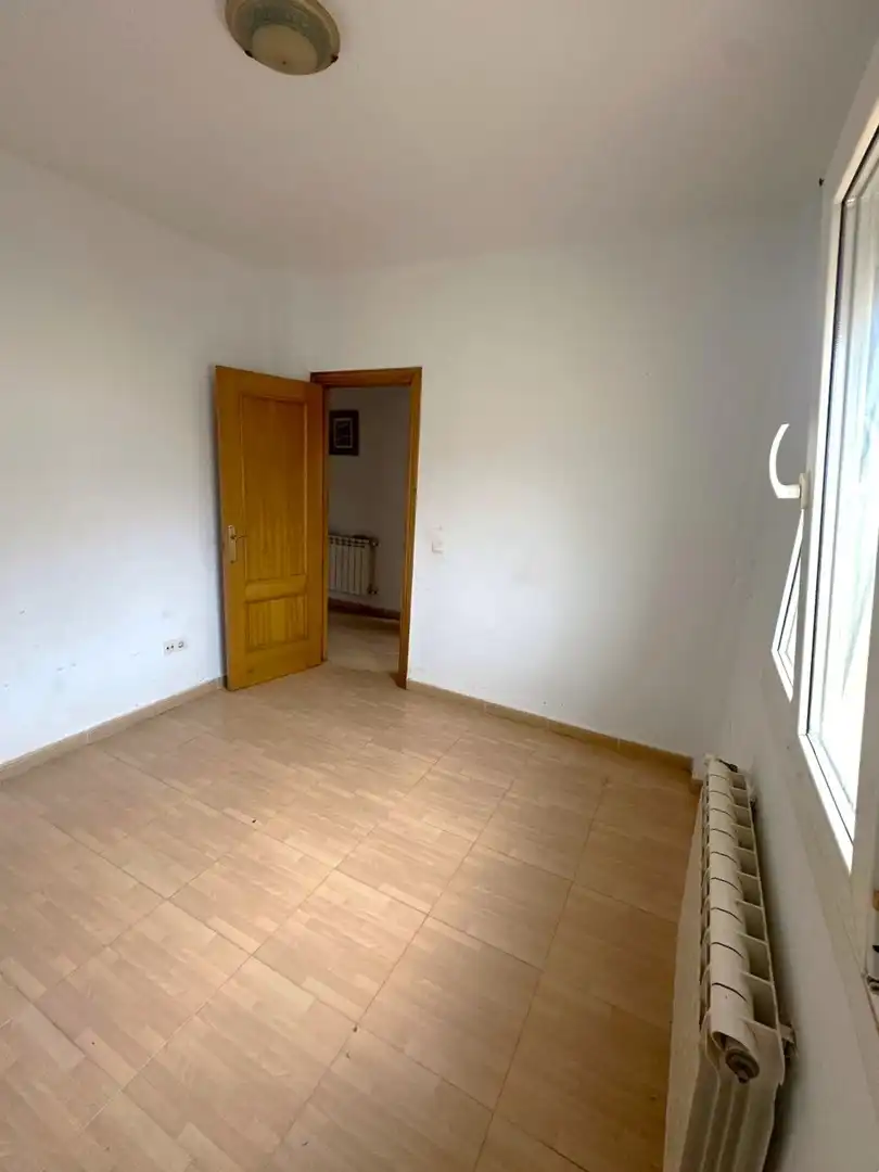 Adossat amb terrassa en venda a Quintanar de la Orden, imagen 12