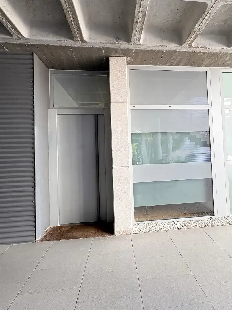 Oficina amb ascensor de lloguer a Calle Castillo de Fuensaldaña, imagen 23