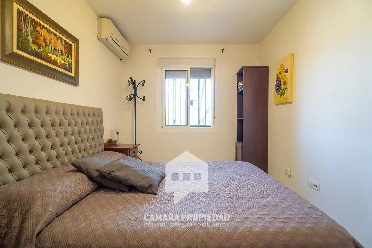 Habitación de Piso en venta en Huelva con Aire acondicionado y Terraza